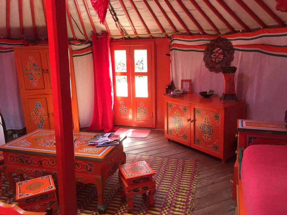 Sorède Au Soleil Mongol Bed & Breakfast エクステリア 写真
